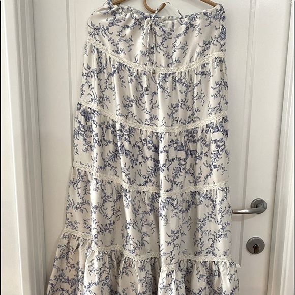 little joe Dresses & Skirts - LITTLE JOE by GAIL ELLIOT Silk Maxi Skirt sized Small